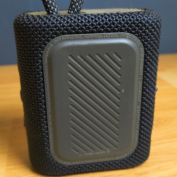 JBL GO3 BLUETOOTH SPEAKER π₯ ONLY $22.00 - Picture 4 of 6